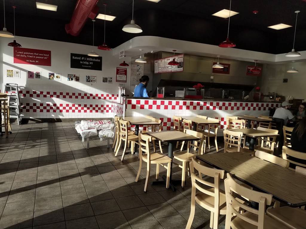 Five Guys | meal takeaway | 2280 Mendocino Ave, Santa Rosa, CA 95401, USA | 7075282507 OR +1 707-528-2507