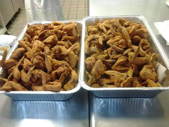 Sharks Fish & Chicken Chicago Style | restaurant | 6121 Oak St, Eastman, GA 31023, USA | 4785593171 OR +1 478-559-3171