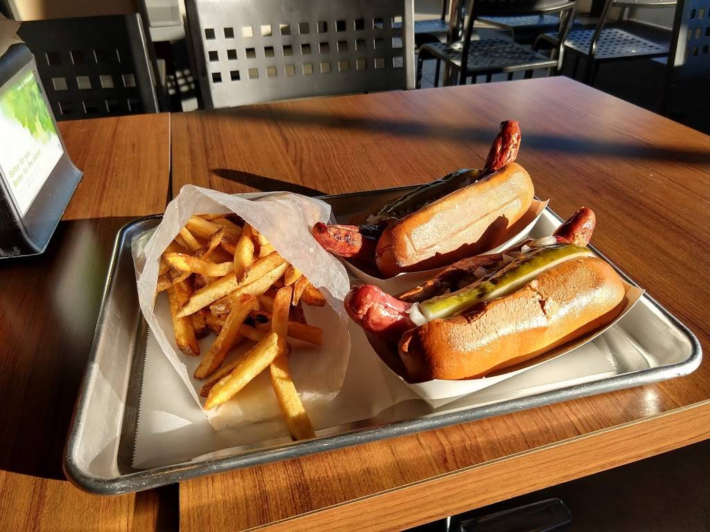 Frank Gourmet Hot Dogs | restaurant | 707 Kenmore Ave, Buffalo, NY 14223, USA | 7163225933 OR +1 716-322-5933