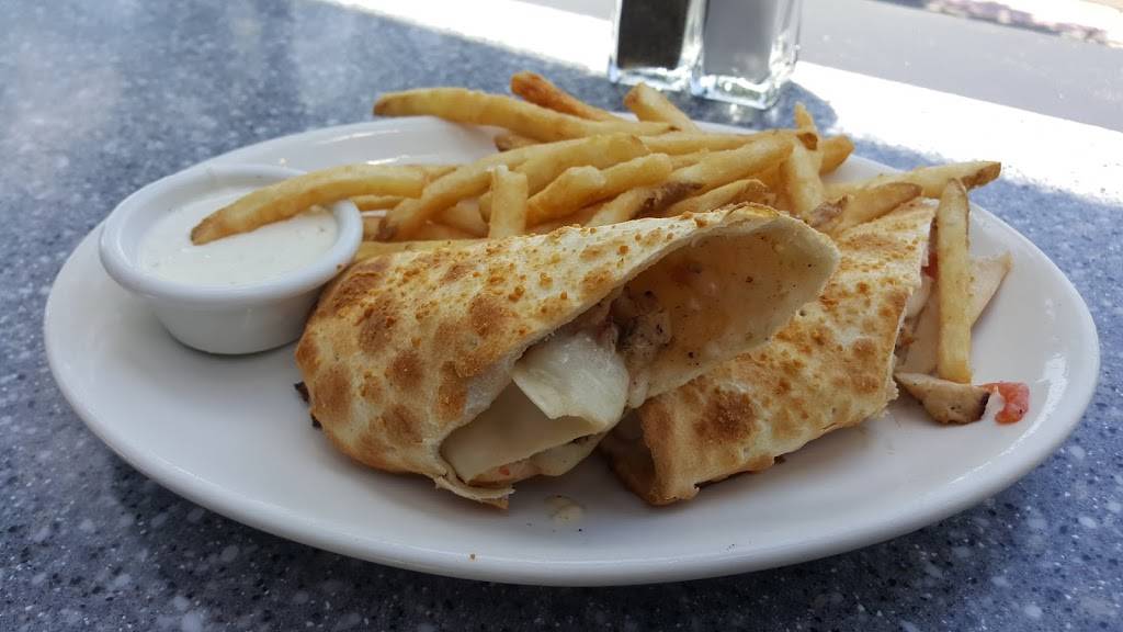 BJs Restaurant & Brewhouse | restaurant | 8785 Villa La Jolla Dr, San Diego, CA 92037, USA | 8582573640 OR +1 858-257-3640