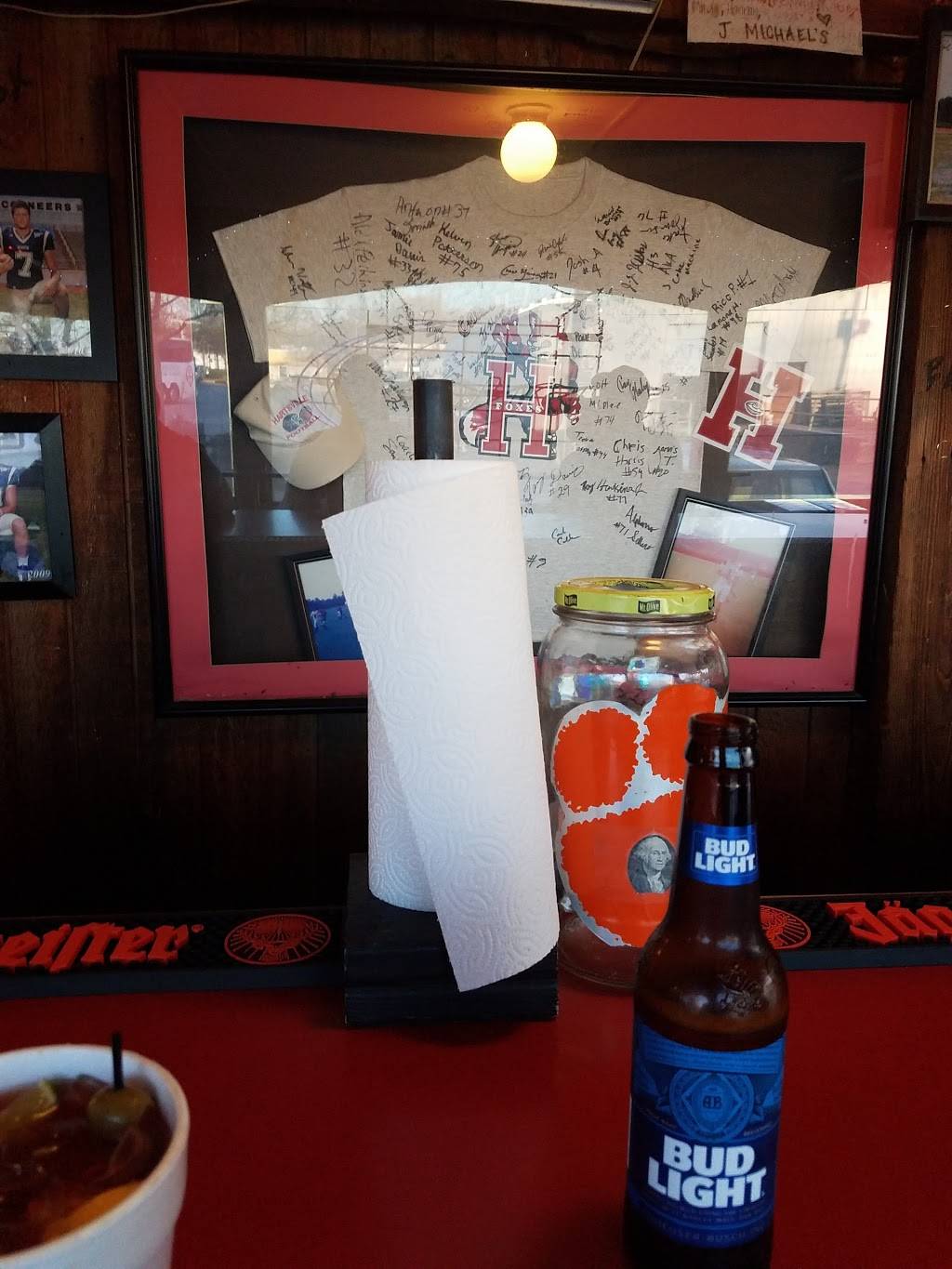 J Michaels Restaurant | restaurant | 636 Poole St, Hartsville, SC 29550, USA | 8433834272 OR +1 843-383-4272