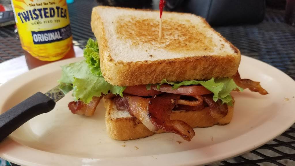 Sportsmans Grille & Billiards | restaurant | 2315 W Franklin St, Evansville, IN 47712, USA | 8124220801 OR +1 812-422-0801