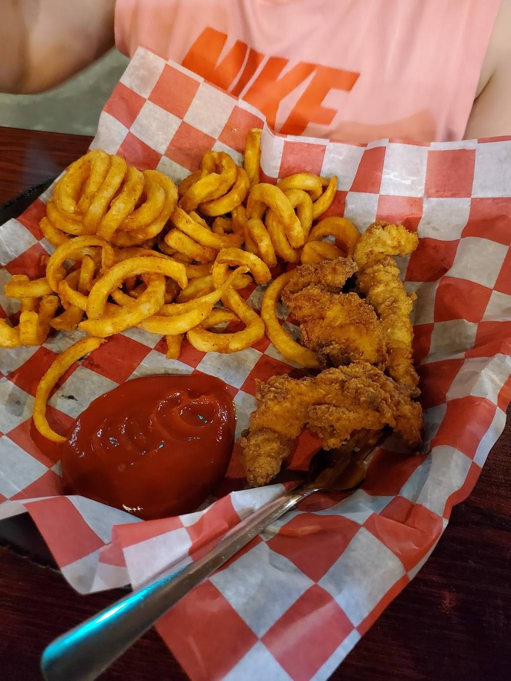 Tophers Wings | restaurant | 72 Roy Sanderson Ave, Rainsville, AL 35986, USA | 2566389464 OR +1 256-638-9464