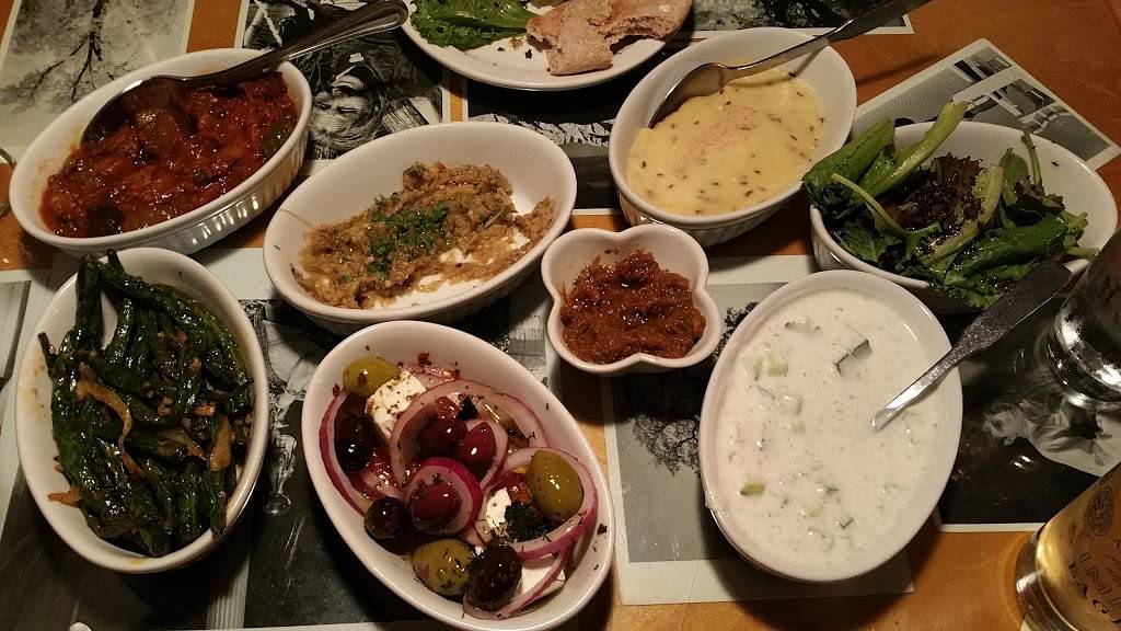 Mezzetta Restaurant & Tapas Br | restaurant | 681 St Clair Ave W, Toronto, ON M6C 1A7, Canada | 4166585687 OR +1 416-658-5687