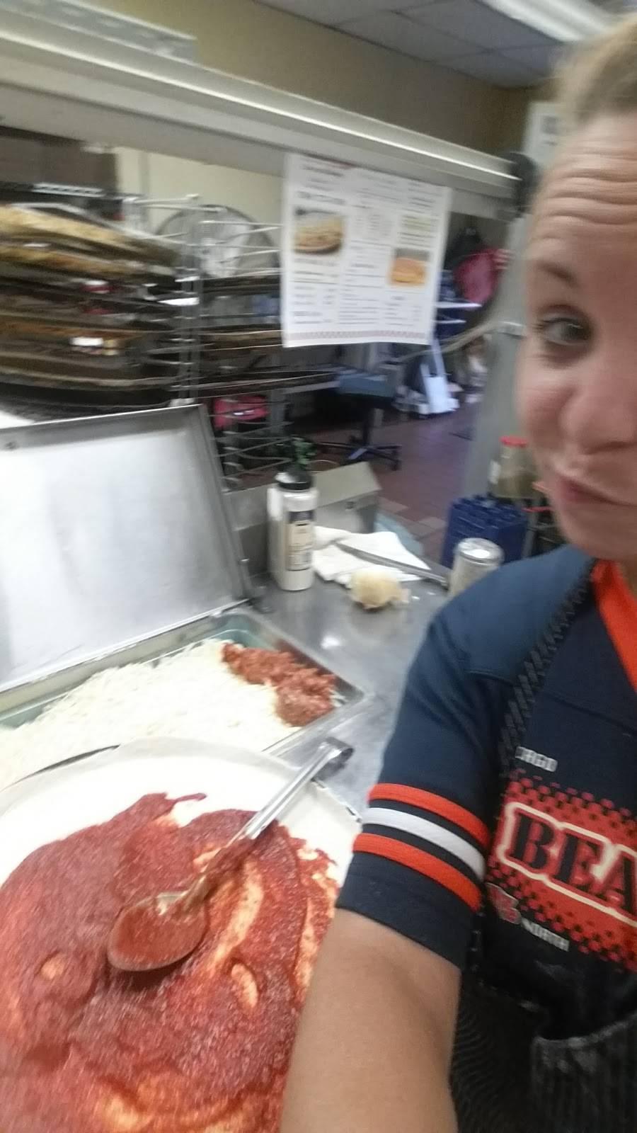 Zio Ds Pizza | restaurant | 2420 E Sauk Trail, Sauk Village, IL 60411, USA | 7087570700 OR +1 708-757-0700