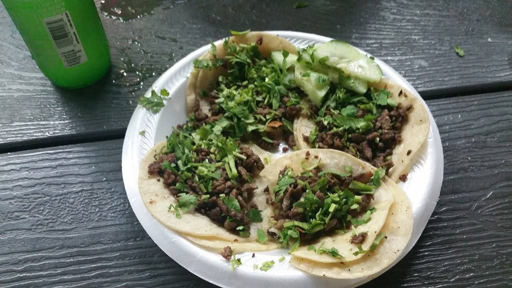 Ericks Tacos | restaurant | 12715 Nacogdoches Rd, San Antonio, TX 78217, USA | 2105900994 OR +1 210-590-0994
