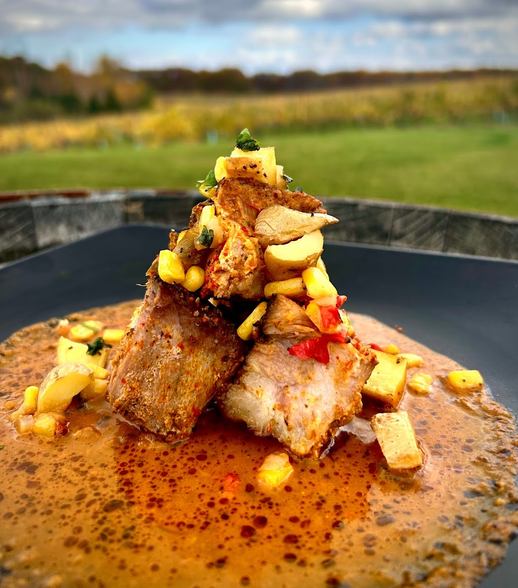 Tarsitano Winery & Vineyards | restaurant | 4871 Hatches Corners Rd, Conneaut, OH 44030, USA | 4402242444 OR +1 440-224-2444