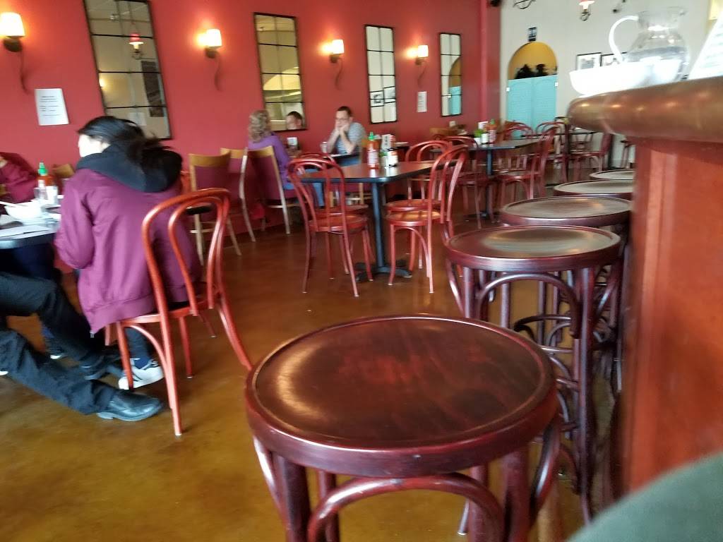 Queen Of Pho | restaurant | Timberlyne Shopping Center, Suite O, 1129 Weaver Dairy Rd, Chapel Hill, NC 27514, USA | 9199038280 OR +1 919-903-8280