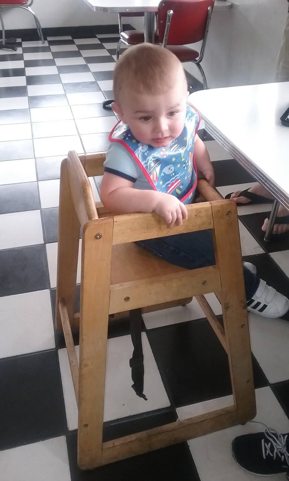 Sunset Diner | restaurant | 8311 Springridge-Texas Line Rd, Keithville, LA 71047, USA | 3189255558 OR +1 318-925-5558