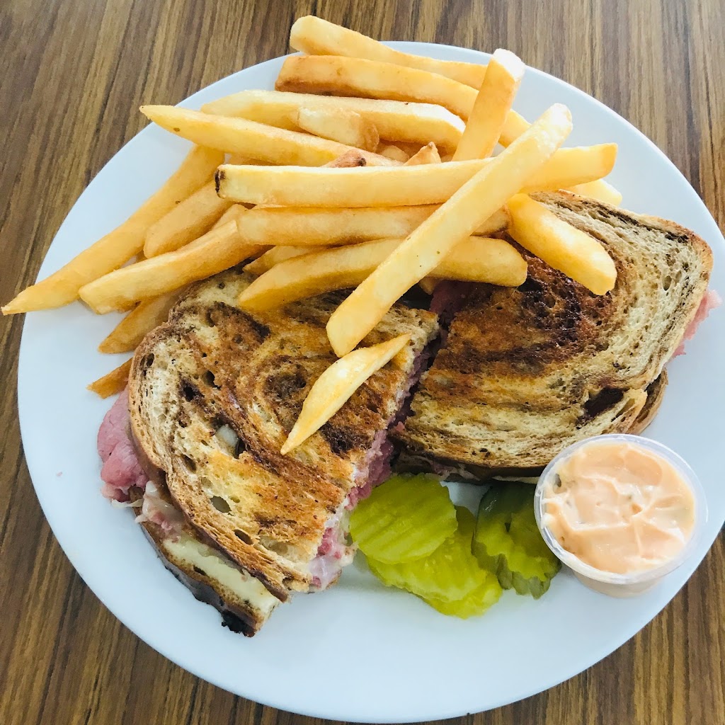 Mr Eds Family Restaurant | restaurant | 1201 Royal Gorge Blvd, Cañon City, CO 81212, USA | 7192755833 OR +1 719-275-5833