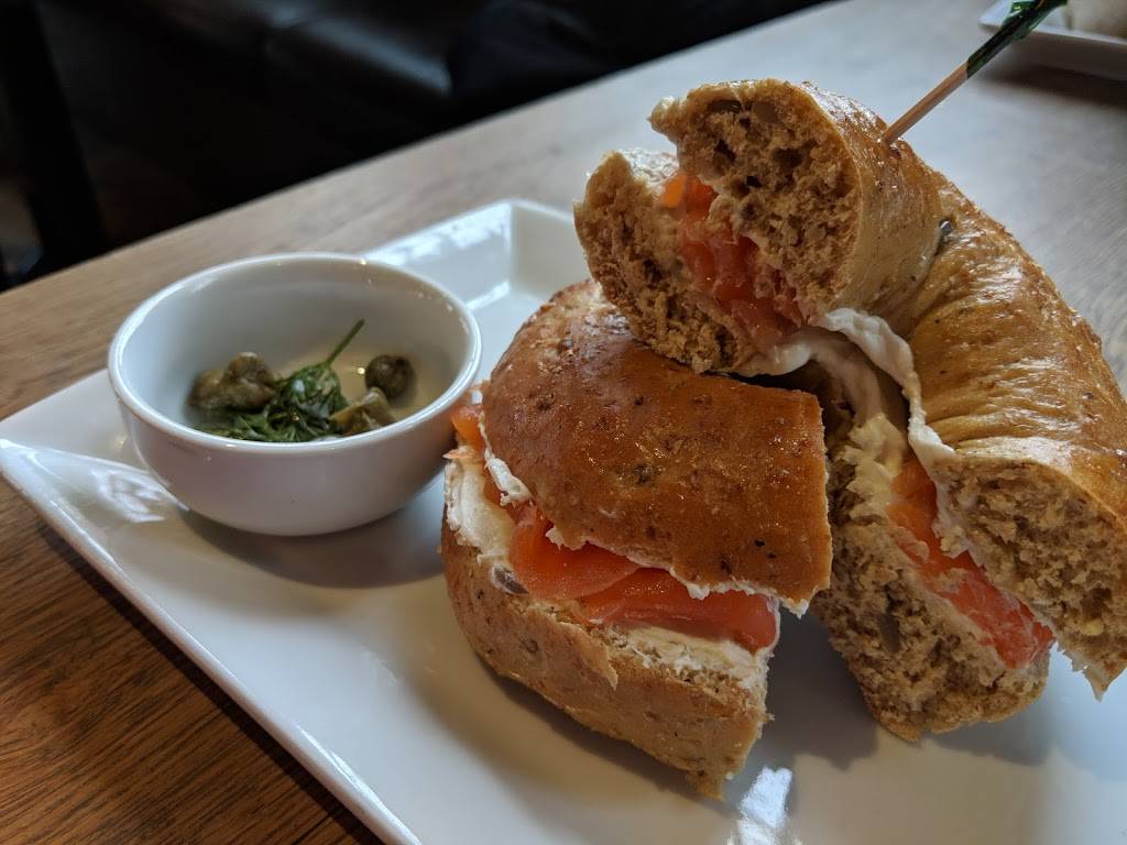 E.V.O. Kitchen | restaurant | 31 Water St S, Cambridge, ON N1R 3C7, Canada | 5197409900 OR +1 519-740-9900