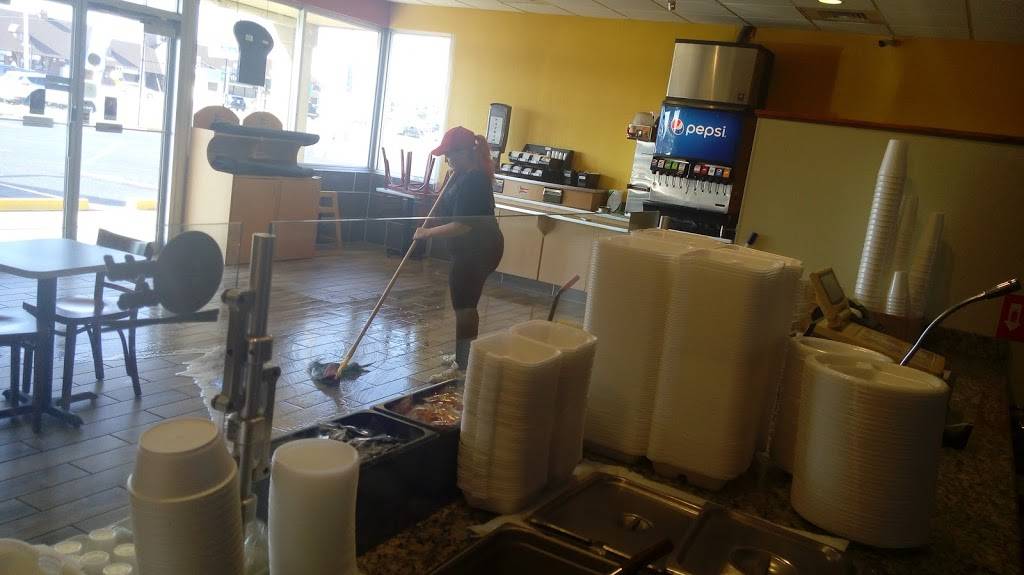 Imperial Garden | restaurant | 1400 E 30th Ave #1224, Hutchinson, KS 67502, USA | 6206636888 OR +1 620-663-6888