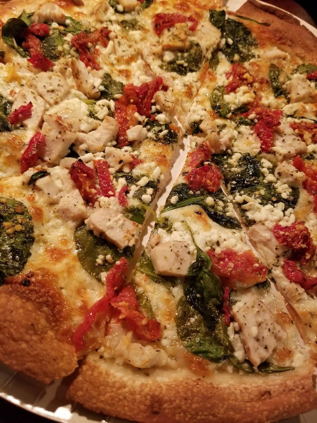 Papa Murphys Take N Bake Pizza | meal takeaway | 1422 N Main St, Fuquay-Varina, NC 27526, USA | 9197627433 OR +1 919-762-7433