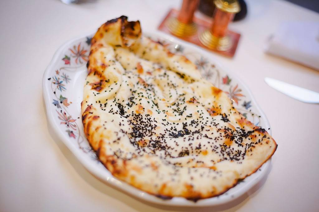 Le Taj | restaurant | 2077 Rue Stanley, Montréal, QC H3A 1R7, Canada | 5148459015 OR +1 514-845-9015