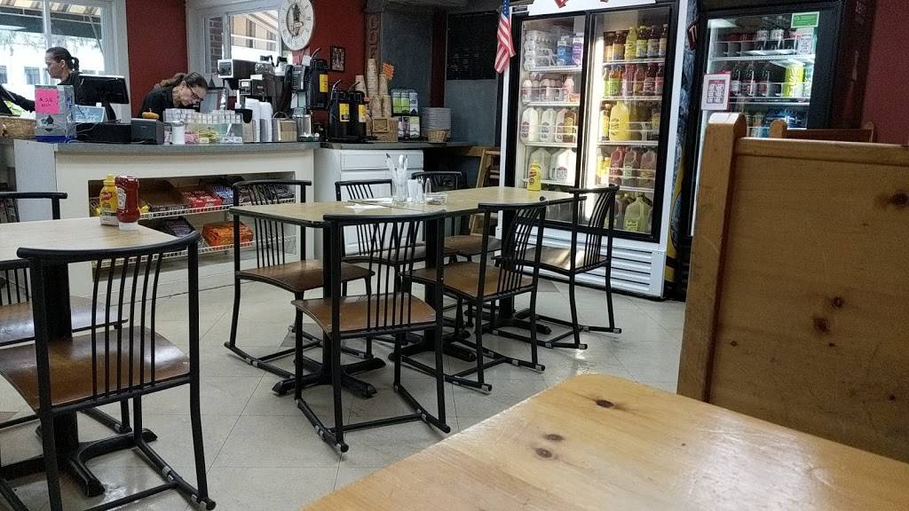 Wayside Market | restaurant | 469 S Old Middletown Rd, Media, PA 19063, USA | 6105669989 OR +1 610-566-9989