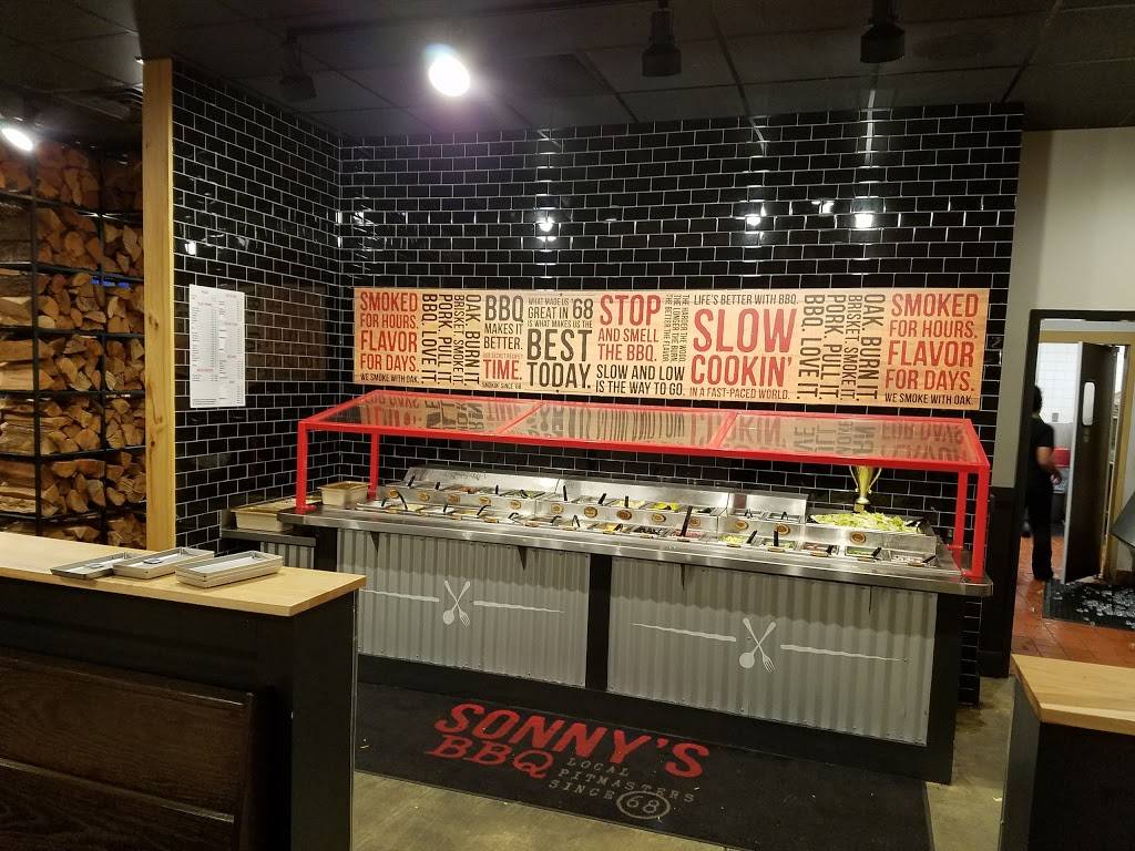Sonnys BBQ | restaurant | 1374 W Government St, Brandon, MS 39042, USA | 6018257675 OR +1 601-825-7675