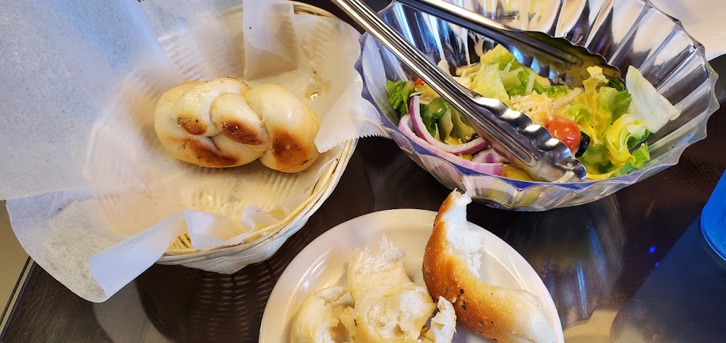 Bella Luna | restaurant | 107 Garden Oaks Dr, Camden, AR 71701, USA | 8708073360 OR +1 870-807-3360