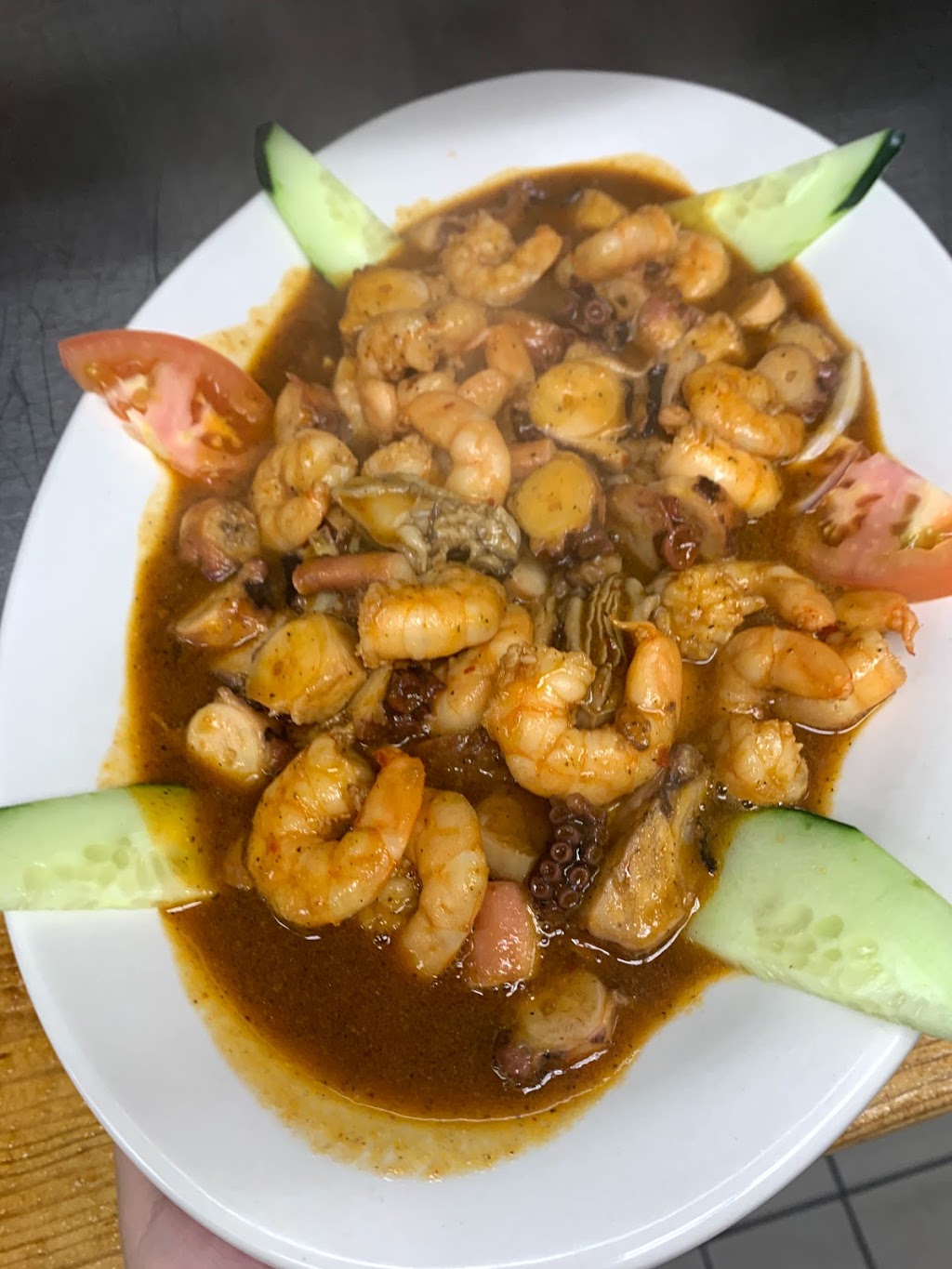 Mariscos Blue Marlin Mexican Cuisine | restaurant | 3207 S Halsted St, Chicago, IL 60608, USA | 3128889968 OR +1 312-888-9968