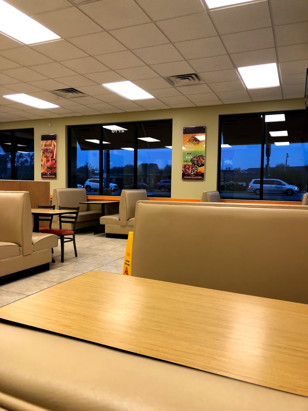 Wing Master | restaurant | 2710 E South Blvd, Montgomery, AL 36116, USA | 3345935442 OR +1 334-593-5442