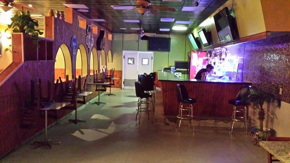 Sabor Latino Bar/Rest | night club | 33 Garrett Rd, Upper Darby, PA 19082, USA | 6103528414 OR +1 610-352-8414