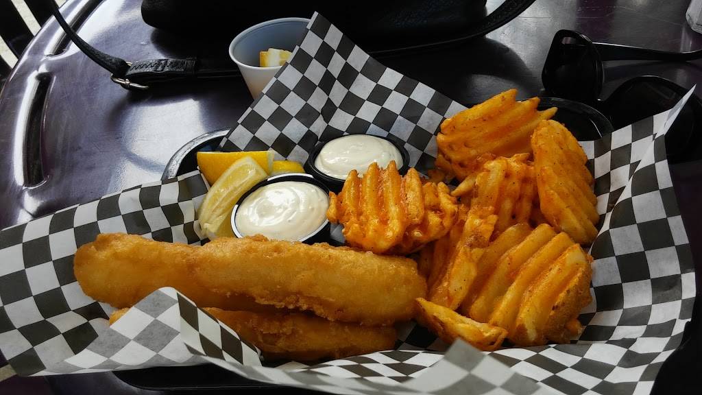 Road Trip Bar & Grill | restaurant | 24989 CA-16, Capay, CA 95607, USA | 5307963777 OR +1 530-796-3777