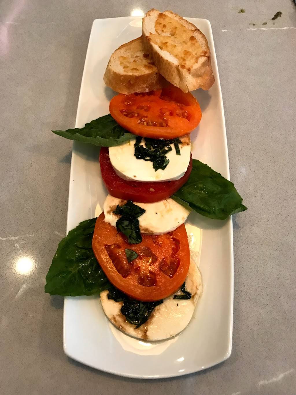 Hub & Spoke Provisions | restaurant | 481 Roger Williams Ave, Highland Park, IL 60035, USA | 8477488947 OR +1 847-748-8947