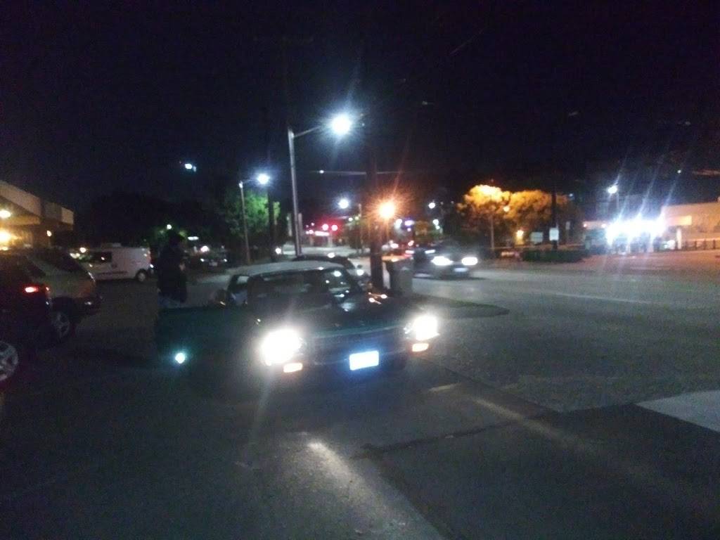 Red Sea Bar & Restaurant | restaurant | 2814 Martin Luther King Jr Way S, Seattle, WA 98144, USA | 2065357350 OR +1 206-535-7350