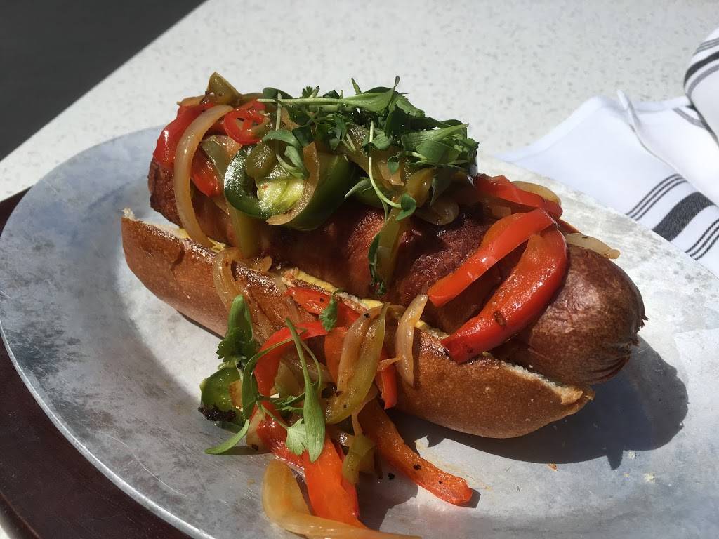 Genesis Kitchen + Drinks | restaurant | 4242 Campus Point Ct, San Diego, CA 92121, USA | 8582307001 OR +1 858-230-7001