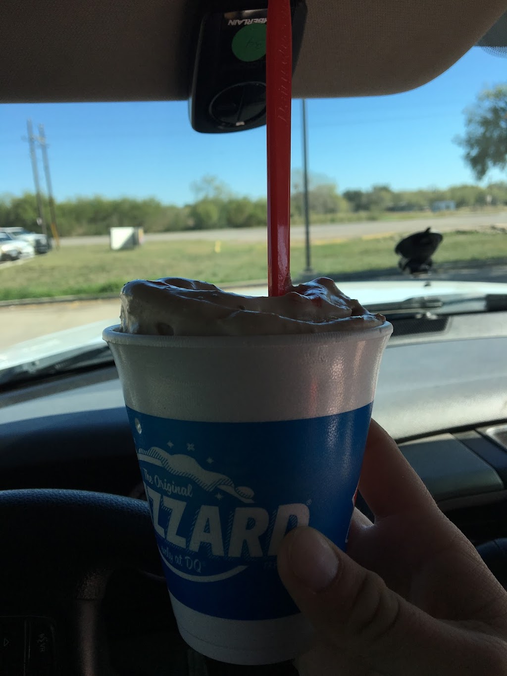Dairy Queen | restaurant | 323 N Broadway St, Premont, TX 78375, USA | 3613483215 OR +1 361-348-3215