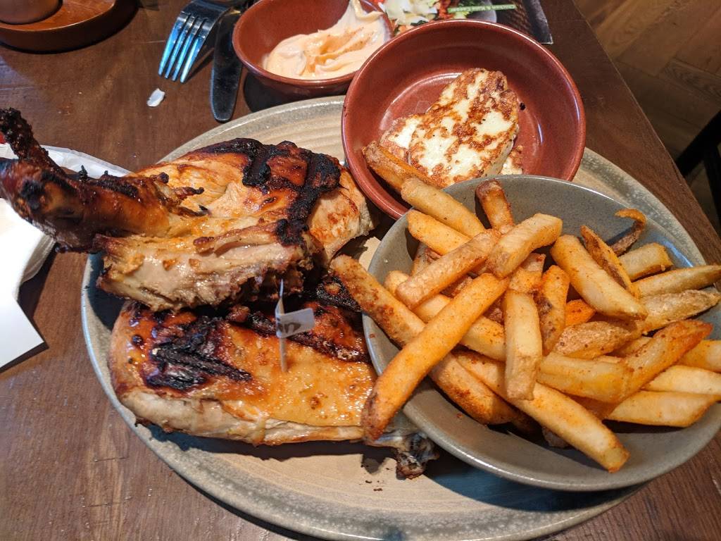 Nandos PERi-PERi | restaurant | 1800 N Lynn St #100, Arlington, VA 22209, USA | 5712007909 OR +1 571-200-7909