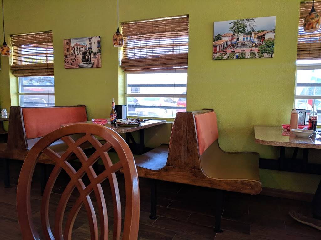 Luna Station | restaurant | 1349 E Altamonte Dr, Altamonte Springs, FL 32701, USA | 4078340073 OR +1 407-834-0073