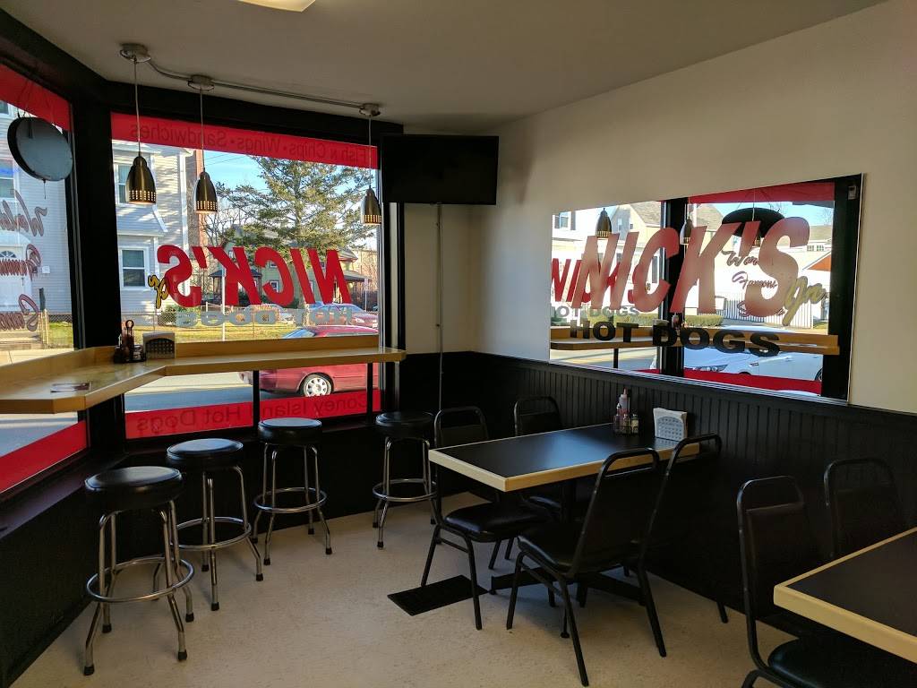 Nicks Jr. | restaurant | 2069 S Main St, Fall River, MA 02724, USA | 5086174154 OR +1 508-617-4154