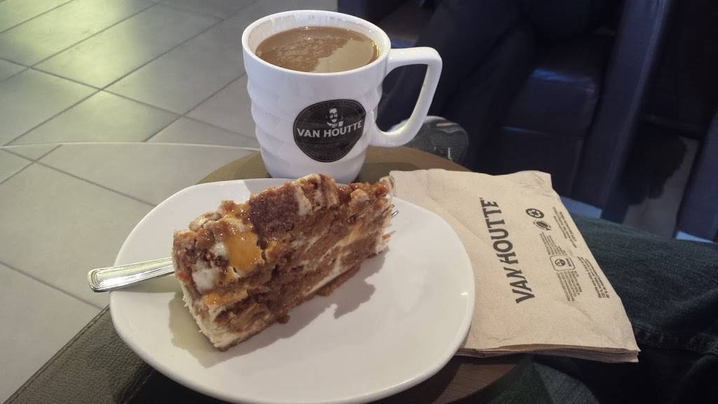Café Van Houtte | cafe | 1695 Rue Des Cascades O, Saint-Hyacinthe, QC J2S 3H9, Canada | 4507737787 OR +1 450-773-7787
