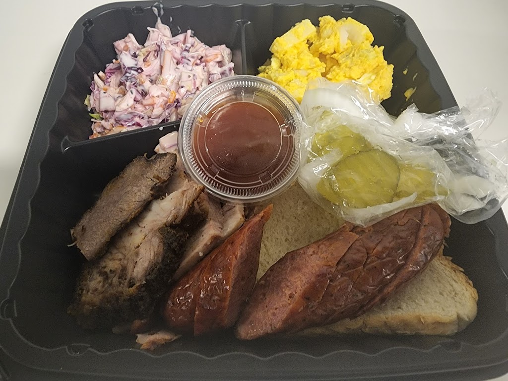 Smokies By Chef John | restaurant | 427 Lombrano St, San Antonio, TX 78207, USA | 2105008629 OR +1 210-500-8629