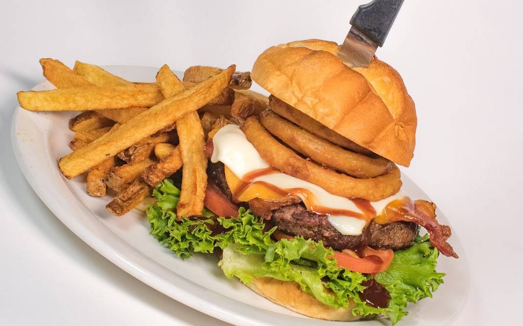 Fore Seasons Clubhouse Bar and Grill | restaurant | 301 Golf Course Rd, Princeton, MN 55371, USA | 7633892006 OR +1 763-389-2006