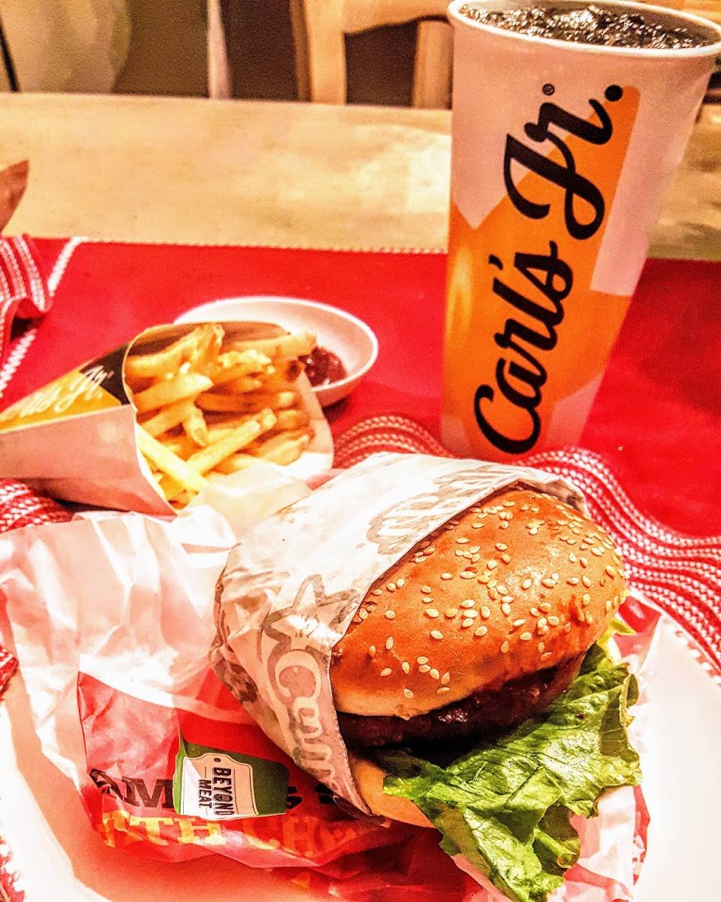 Carls Jr. | restaurant | 9664 Bruceville Rd, Elk Grove, CA 95757, USA | 9167142476 OR +1 916-714-2476