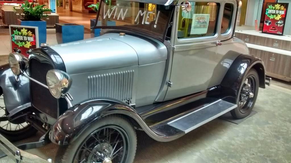 Subway | restaurant | 1700 W International Speedway Blvd, Daytona Beach, FL 32114, USA | 3862576477 OR +1 386-257-6477