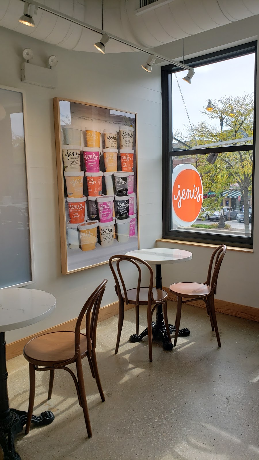 Jenis Splendid Ice Creams | restaurant | 908 W Randolph St, Chicago, IL 60607, USA | 7085406124 OR +1 708-540-6124