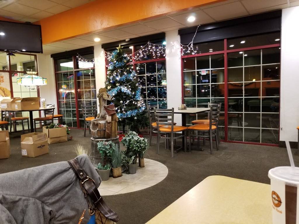 A&W Restaurant | restaurant | 1012 Stand Rock Rd, Wisconsin Dells, WI 53965, USA | 6082537625 OR +1 608-253-7625