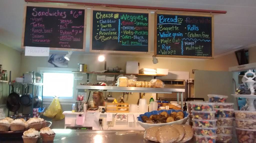Little Garden Market | restaurant | 86 Ferry Rd, Charlotte, VT 05445, USA | 8024255336 OR +1 802-425-5336