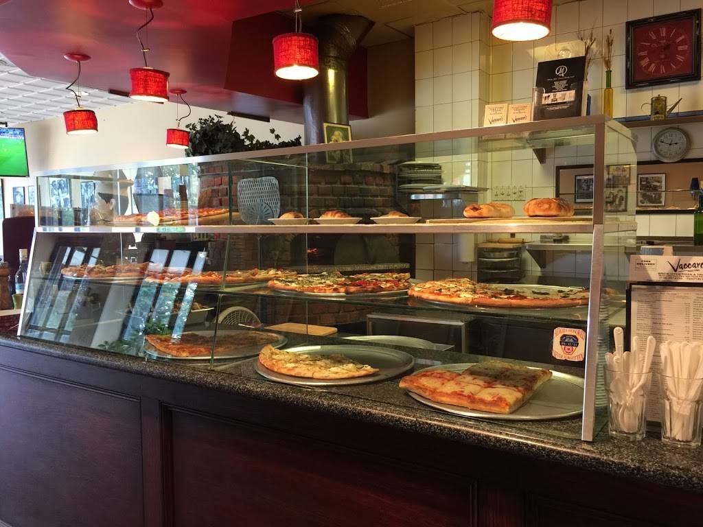 Vaccaros Pizza | restaurant | 88-02 Little Neck Pkwy, Queens, NY 11001, USA | 7183474143 OR +1 718-347-4143