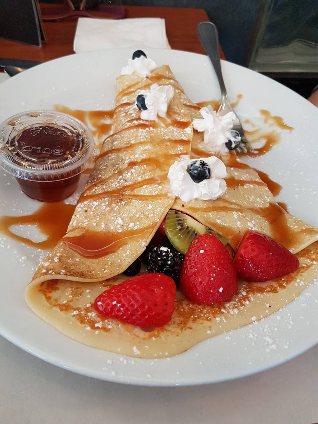 Monsieur Hotdog Plus | restaurant | 7751 Rue St-Hubert, Montréal, QC H2R 2P1, Canada | 5142773333 OR +1 514-277-3333