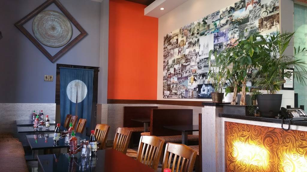 Pho Saigon Pearl | cafe | 2750 Alton Pkwy #121, Irvine, CA 92606, USA | 9493360336 OR +1 949-336-0336