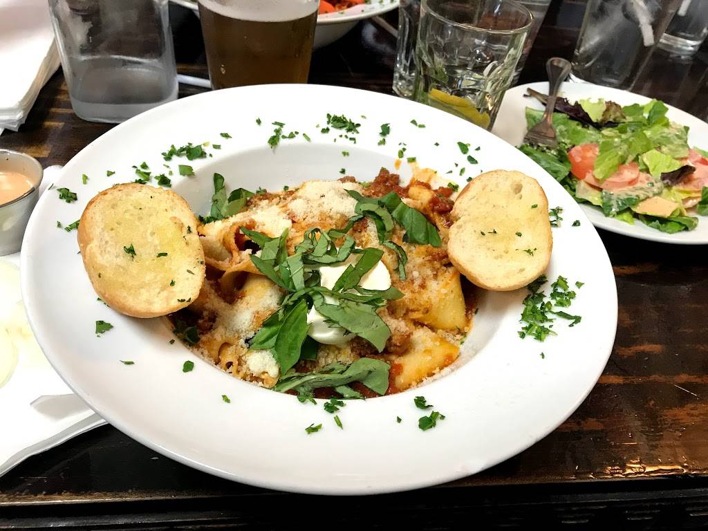 Broadway Pizza & Grill | restaurant | 120 E Broadway, Long Beach, CA 90802, USA | 5629019690 OR +1 562-901-9690