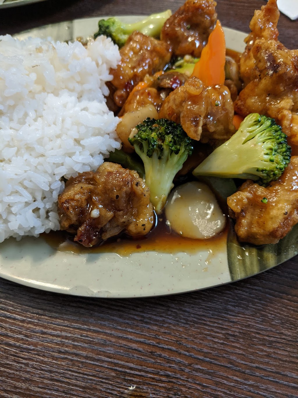 New China | restaurant | 120 E Main St, Fredericktown, MO 63645, USA | 5737833399 OR +1 573-783-3399