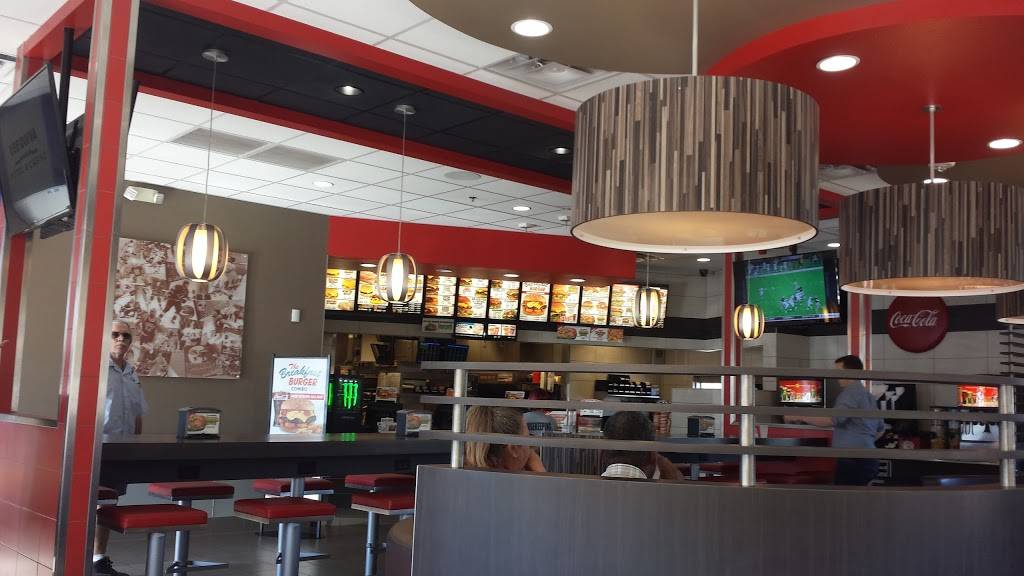 Carls Jr. | restaurant | 6706 N 95th Ave, Glendale, AZ 85305, USA | 6238772433 OR +1 623-877-2433