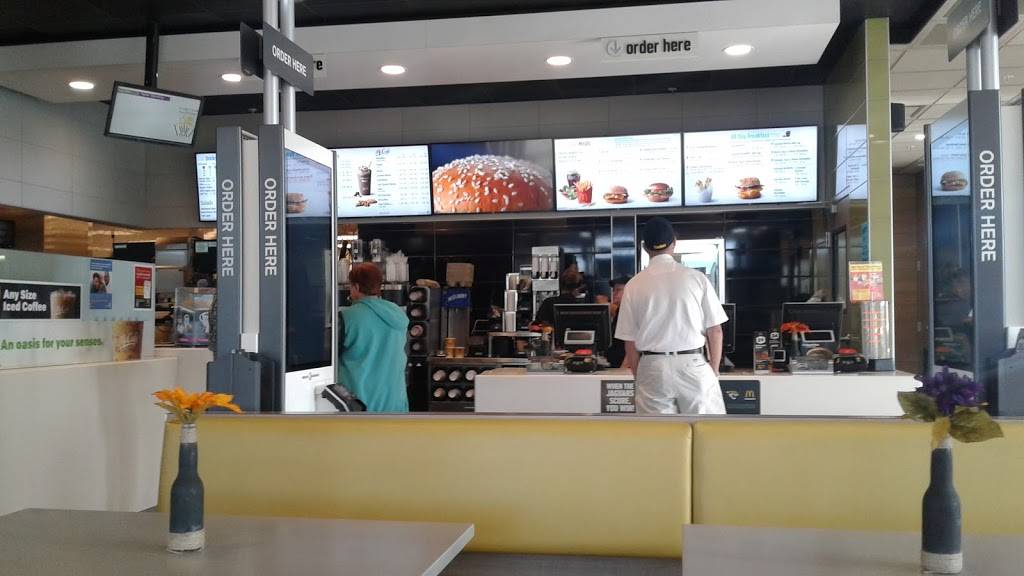 McDonalds | cafe | 51 3rd St S, Jacksonville Beach, FL 32250, USA | 9042494766 OR +1 904-249-4766