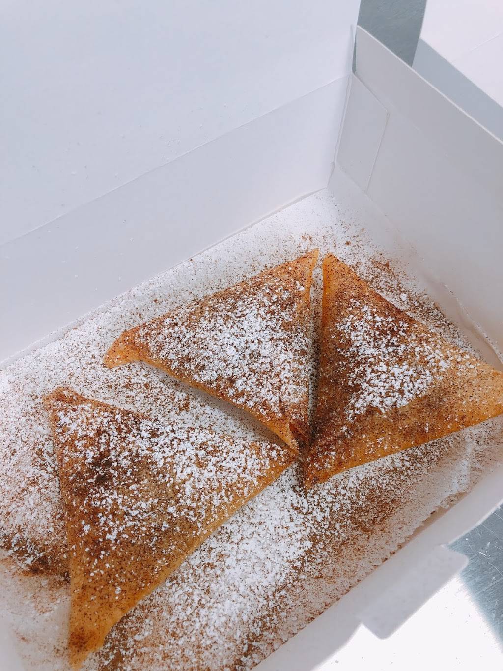 BAR A BRIK | restaurant | 18 N Dollins Ave, Orlando, FL 32805, USA | 4077979632 OR +1 407-797-9632