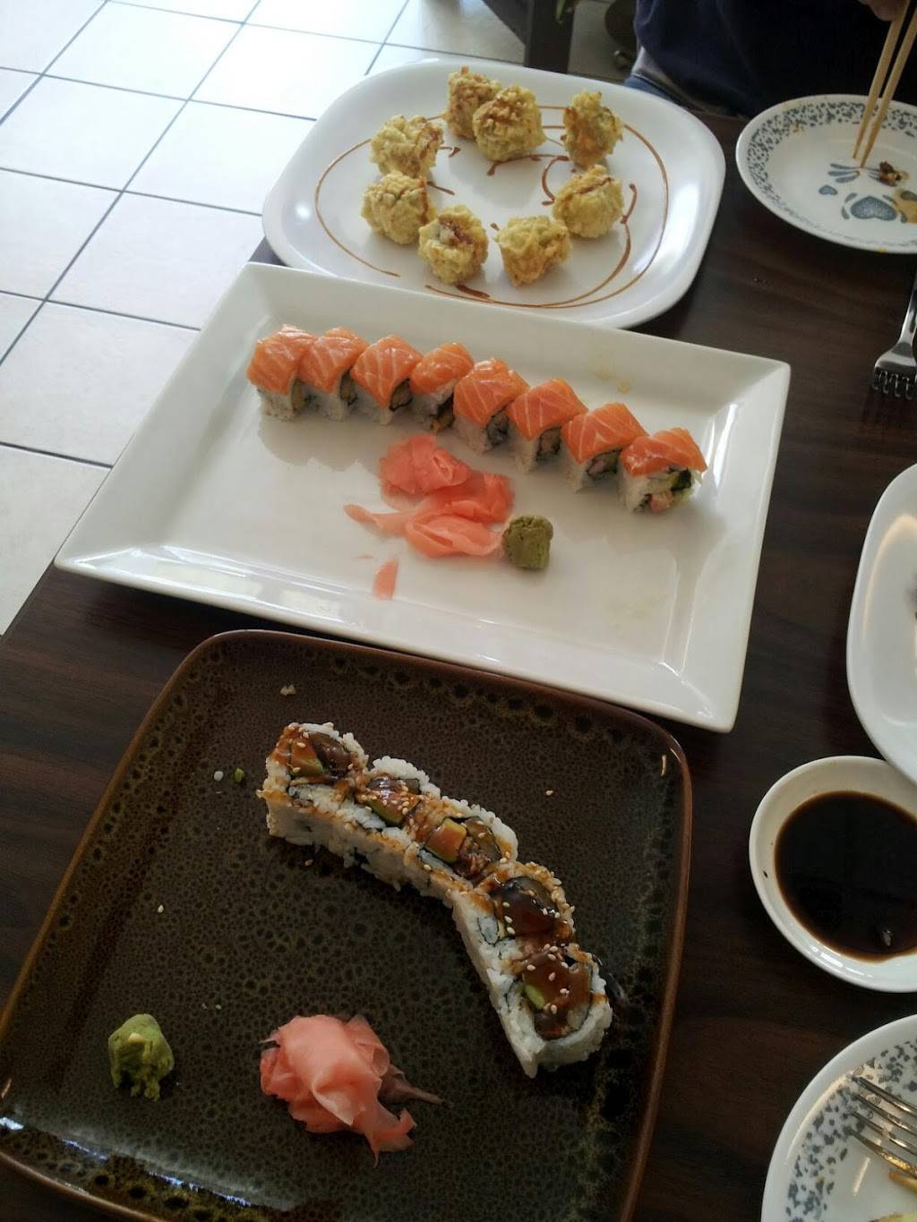 Miya Sushi | restaurant | 123 York Rd, Towson, MD 21204, USA | 4108286888 OR +1 410-828-6888