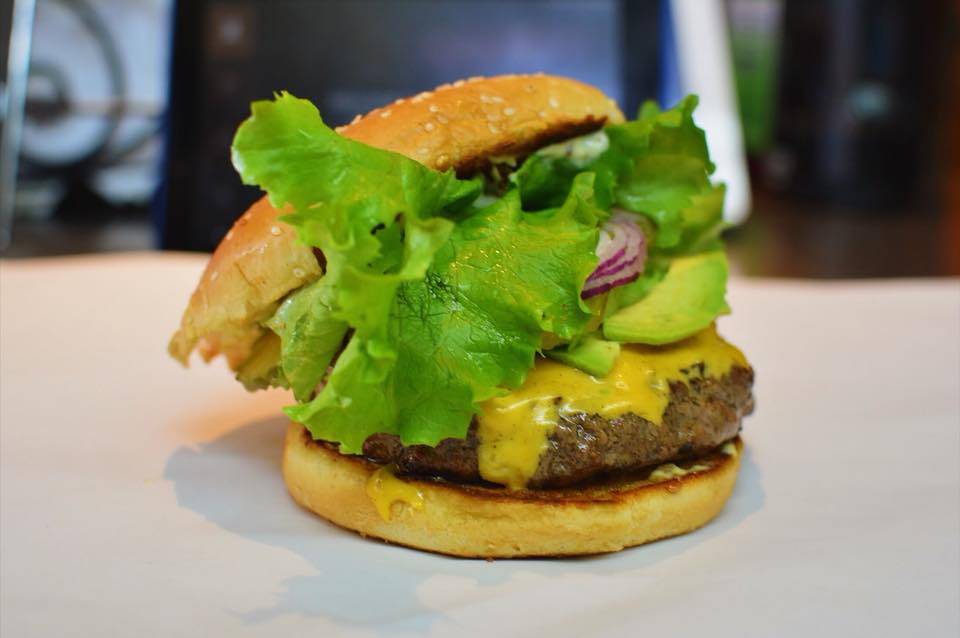 Hall of Flame Burger | restaurant | 2549, 73 Cambon Dr, San Francisco, CA 94132, USA | 4155844444 OR +1 415-584-4444